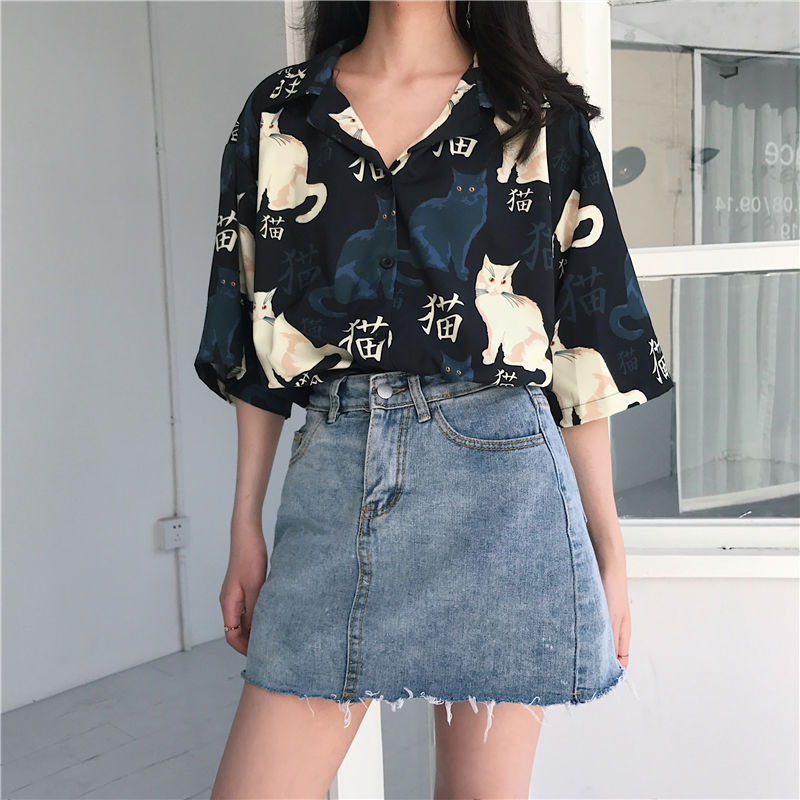 Vintage Cat Printed Korean Basic Loose Top